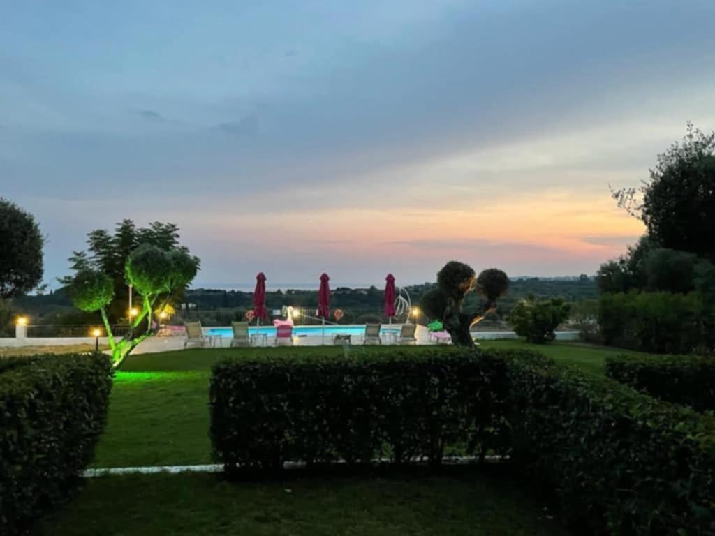Elaias Gi Aparthotel 2*