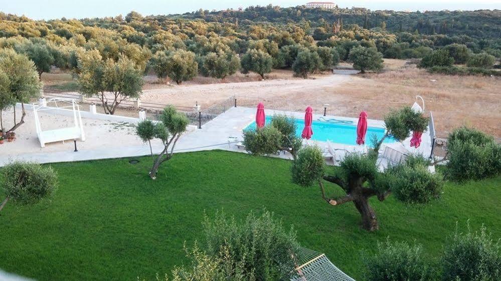 Aparthotel Elaias Gi Mousata
